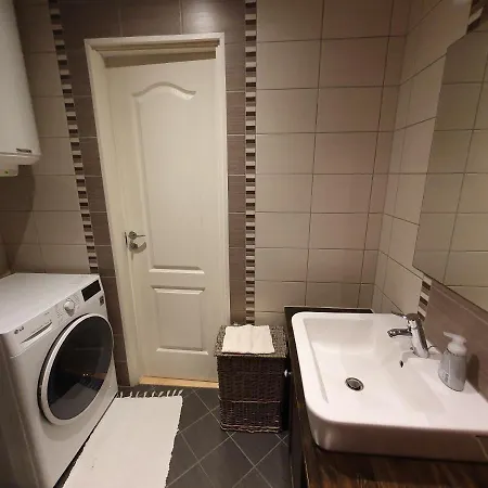 Apartament Pae Kuelaliskorter