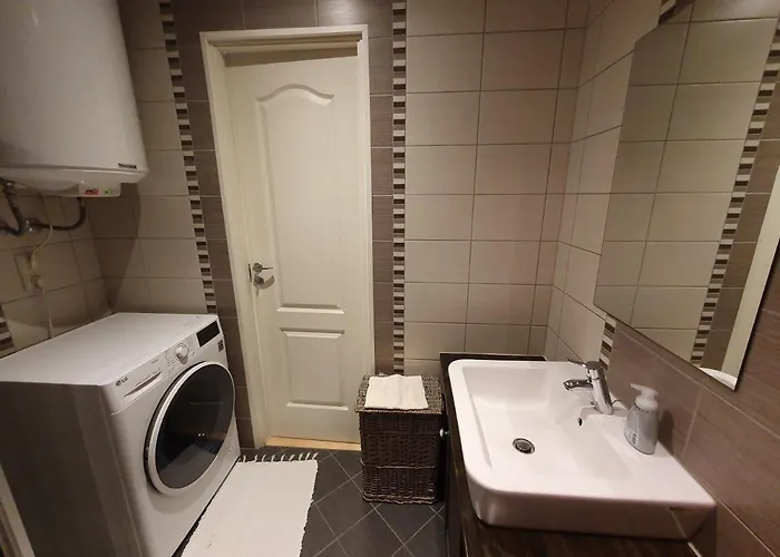 Apartament Pae Kuelaliskorter