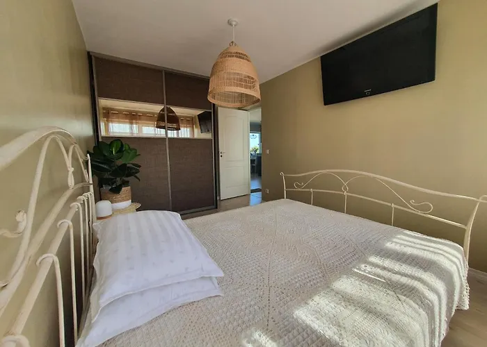 Apartament Pae Kuelaliskorter