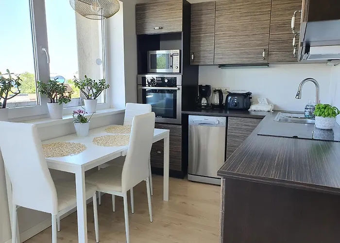 Pae Kuelaliskorter Apartament *